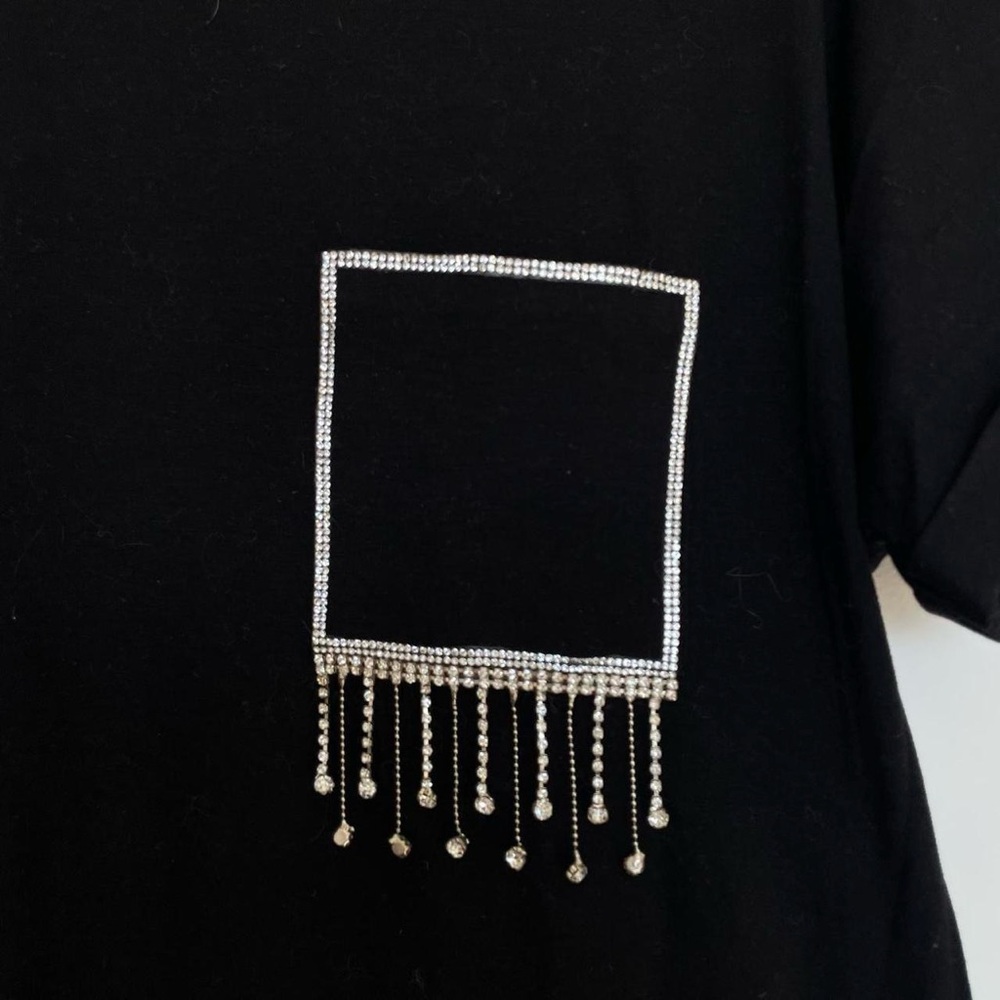 Black Boxy T-shirt with Sparkly Rhinestone Embellished Pocket | Size XL - Picture 6 of 7